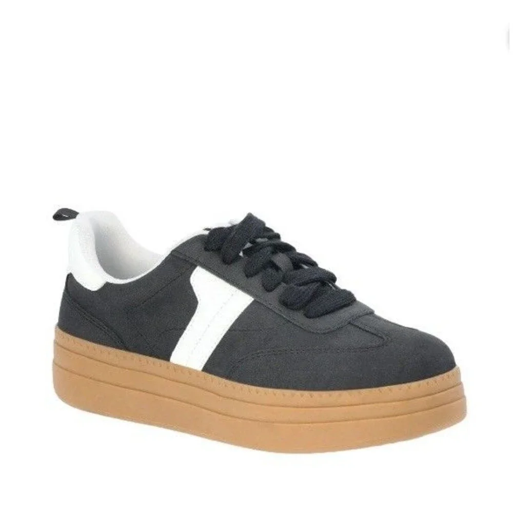 Wonder Nation Little Girls & Big Girls Platform Soccer Sneakers Black Size 3 NWT